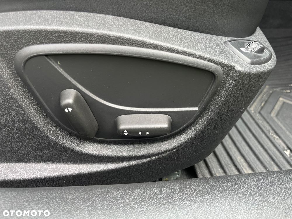Renault Laguna 2.0 Turbo Initiale - 28