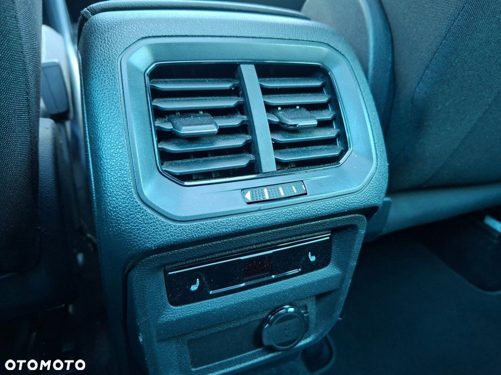 Volkswagen Tiguan - 17