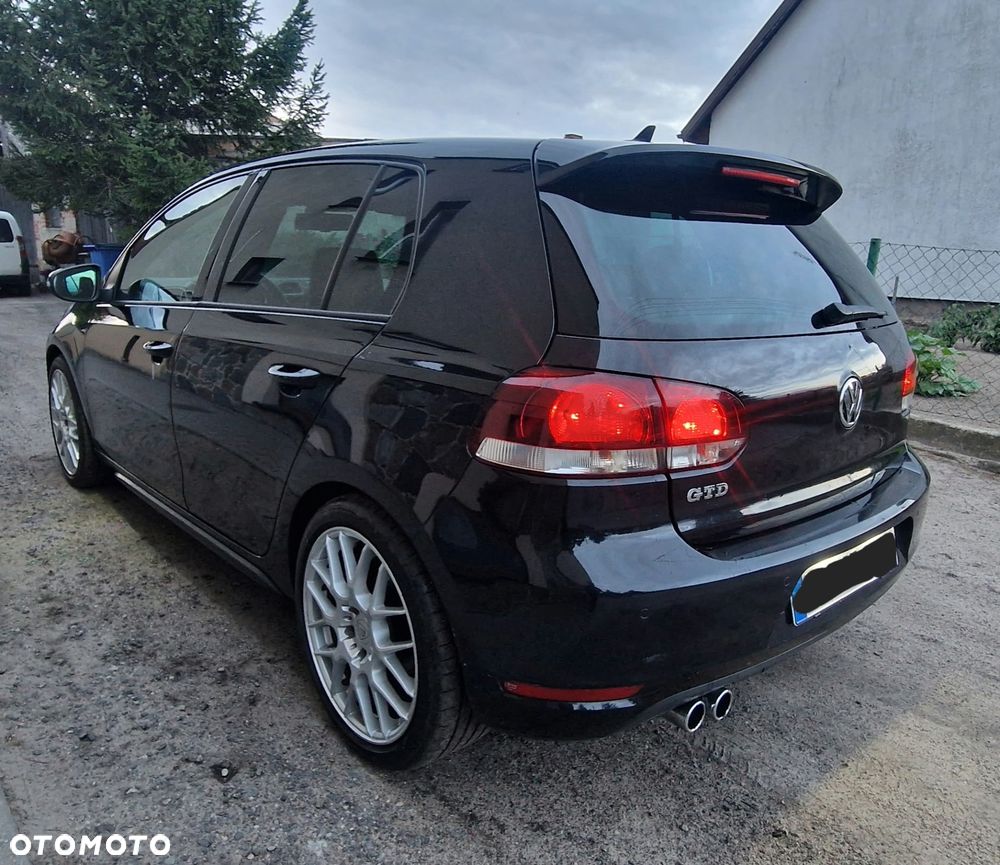 Volkswagen Golf 2.0 TDI DPF DSG GTD - 10