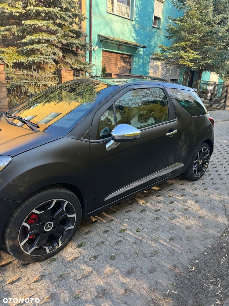 Citroën DS3 HDi 110 FAP SportChic - 4