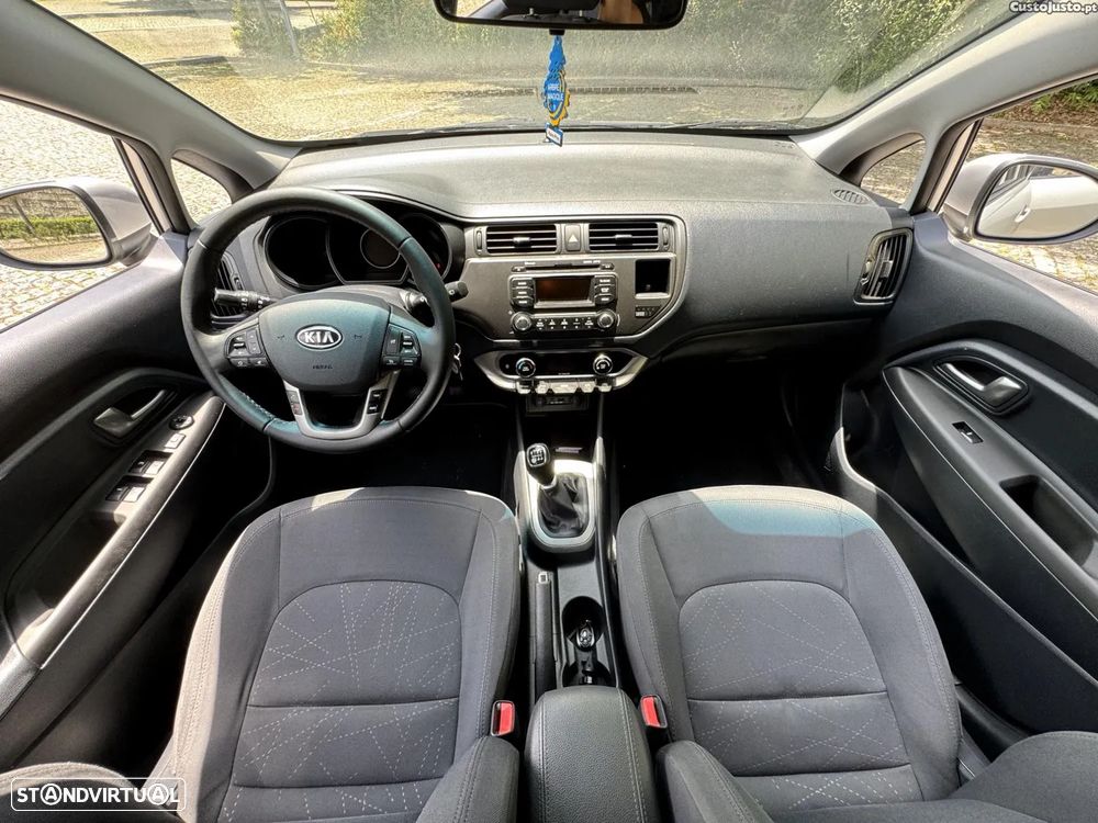 Kia Rio 1.1 CRDi TX AC+VE - 3