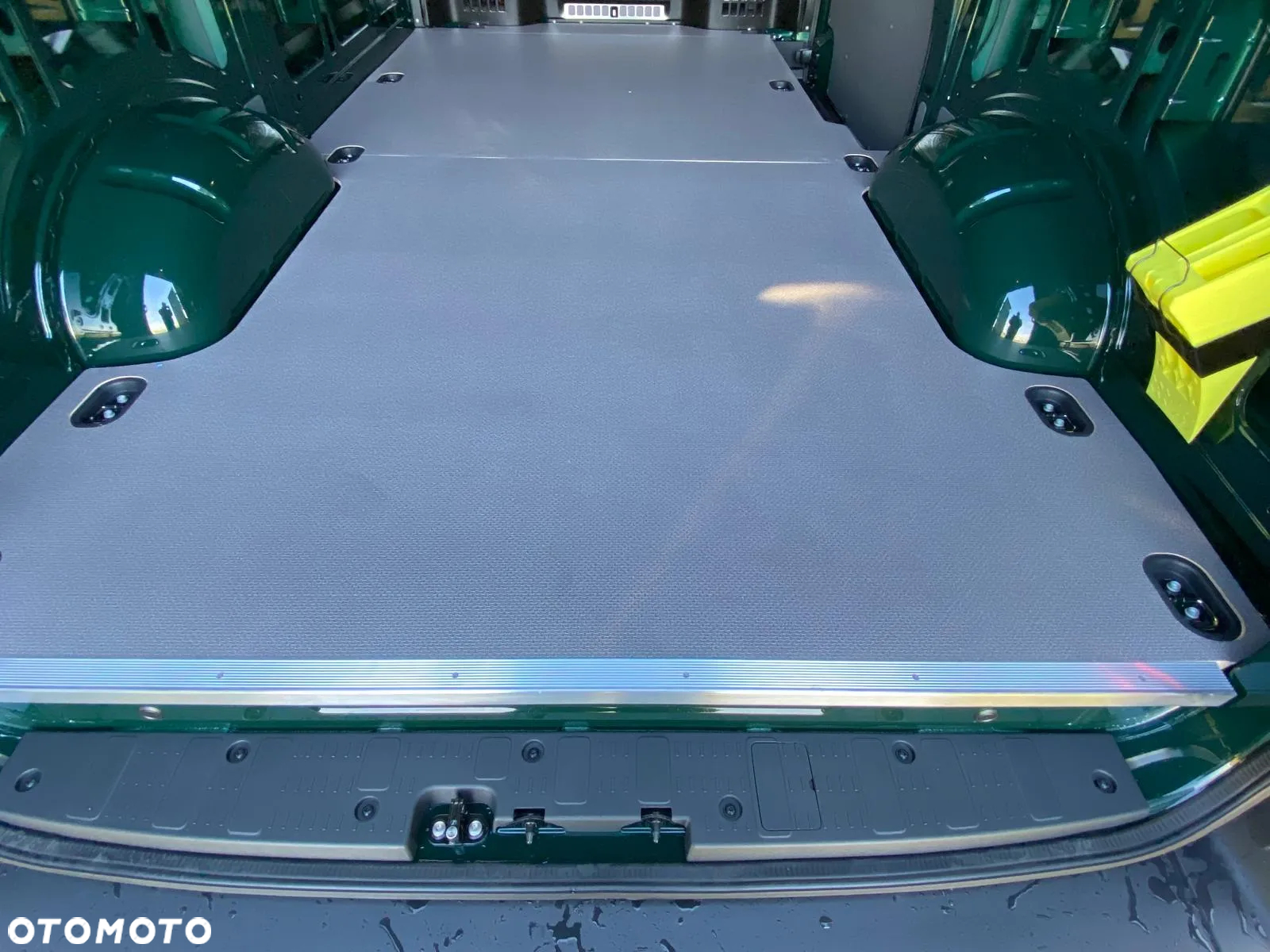 Volkswagen CRAFTER - 11