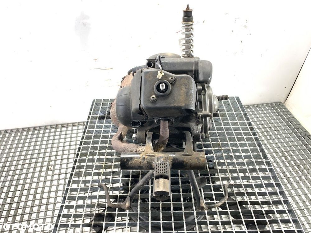 SILNIK KOMPLETNY  PIAGGIO TYPHOON 2001 - 2014 Typhoon 50 4 kW [5 KM] - 3