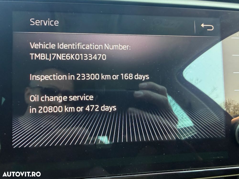 Skoda Octavia 2.0 TDI DSG 4X4 Scout - 10