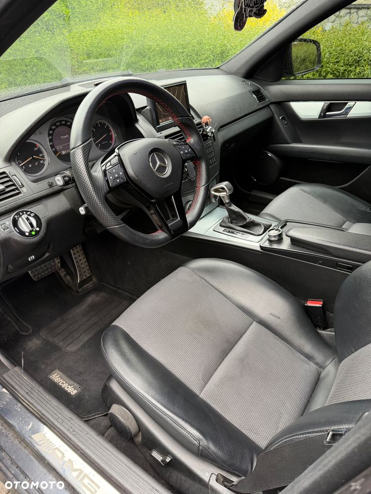 Mercedes-Benz Klasa C 320 CDI Elegance 4-Matic - 14