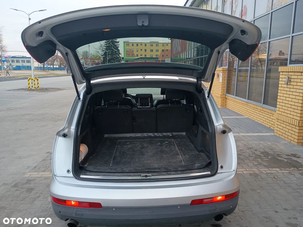 Audi Q7 - 4