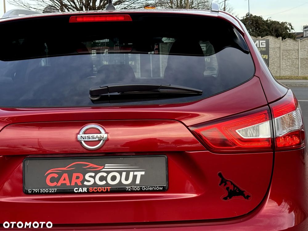 Nissan Qashqai 1.6 DCi Xtronic TEKNA - 10