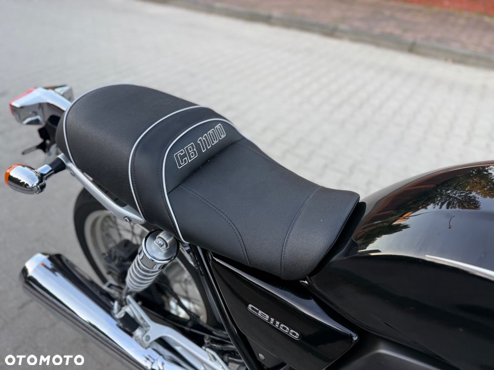 Honda CB - 12