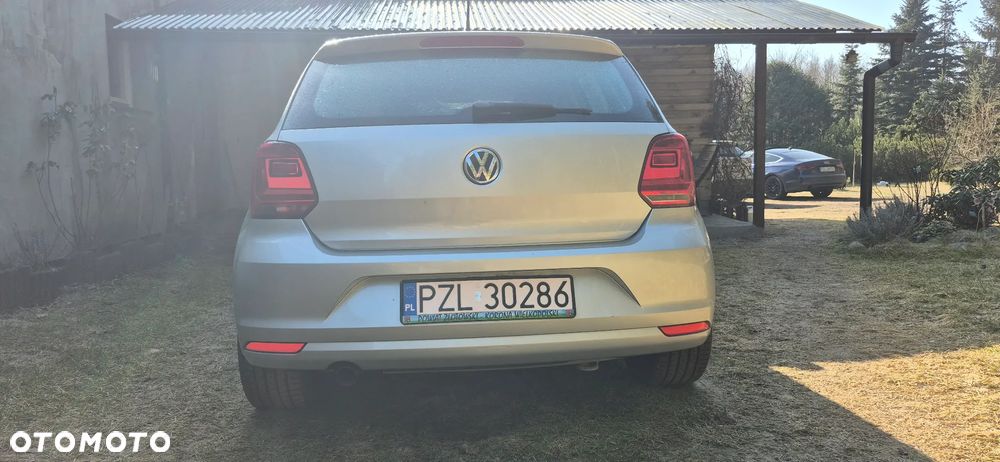 Volkswagen Polo 1.4 TDI (Blue Motion Technology) Comfortline - 4