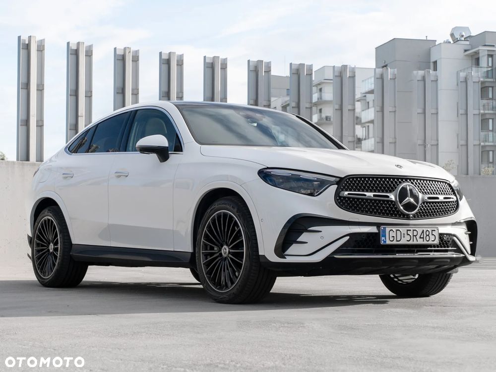 Mercedes-Benz GLC Coupe 300 4-Matic - 4