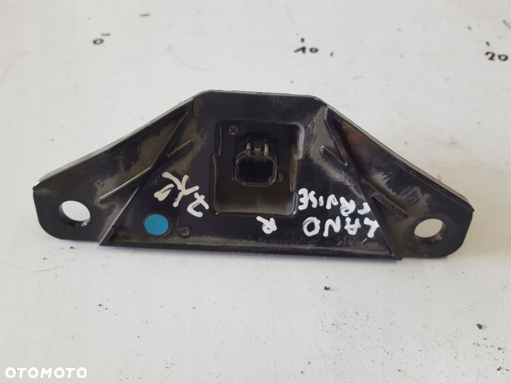 TOYOTA LAND CRUISER 150 LIFT 18-22r KAMERA COFANIA TYŁ - 2