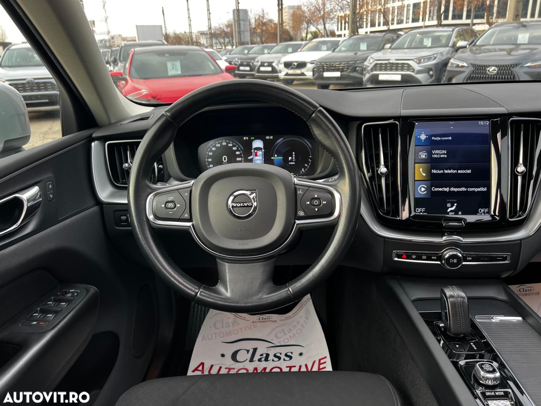 Volvo XC 60 T8 Twin Engine AWD Momentum - 22