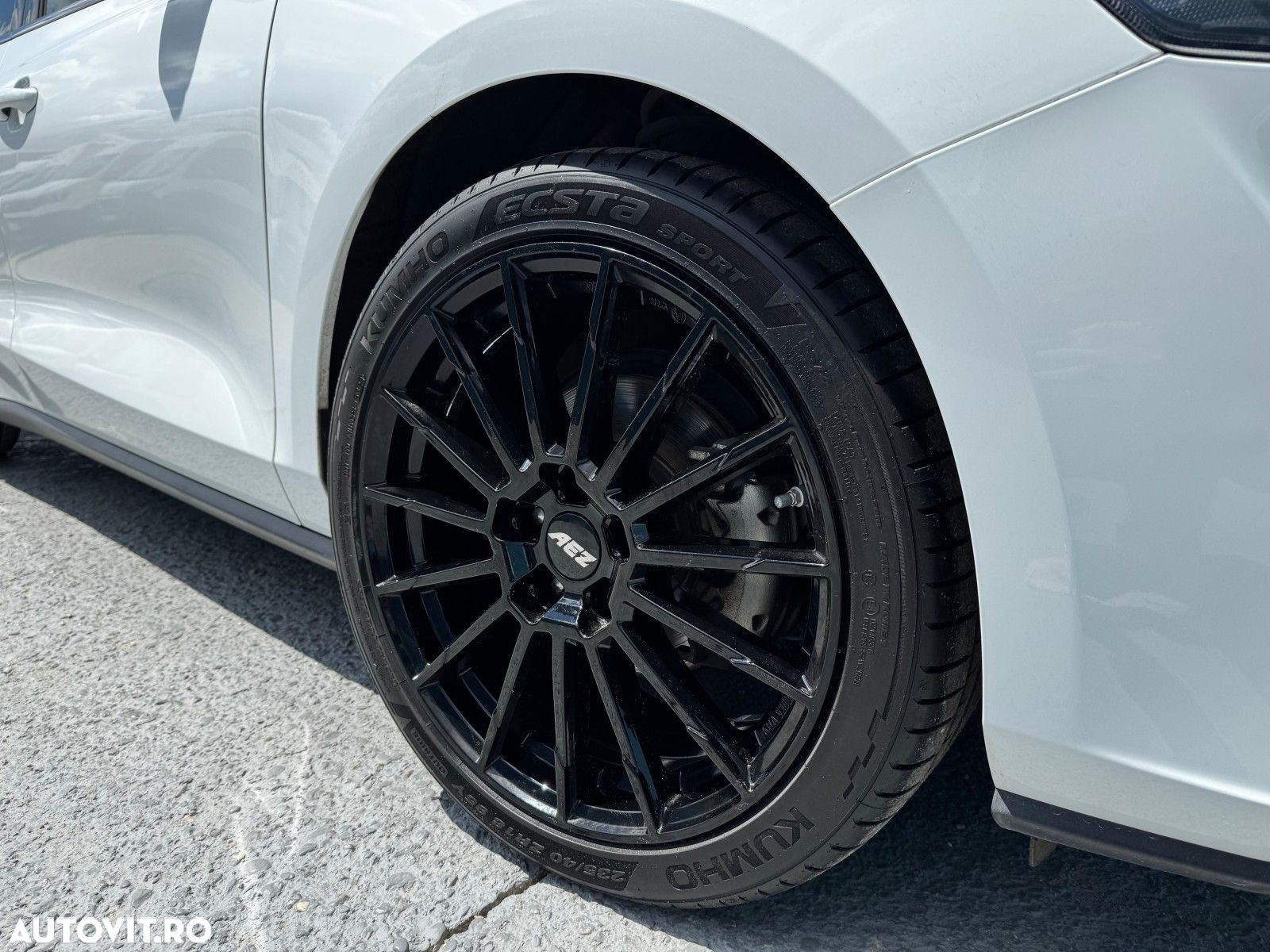 Ford Focus - 9
