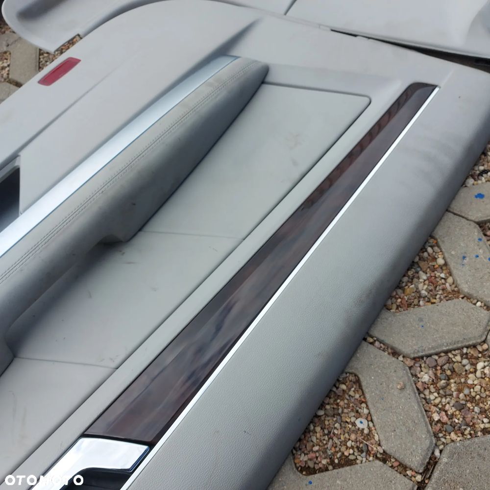 WNETRZE KOMPLETNE FOTELE KANAPA MERCEDES E W207 COUPE ORYGINAL DEMONTAZ BOCZKI DYWANY OSLONY PODLOKIETNIK - 30