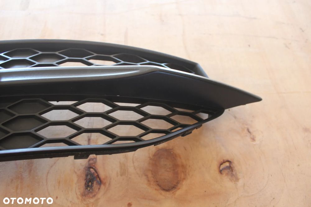 KRATKA ZDERZAKA PRAWA AUDI A7 C7 S LINE 4G8807682E 2013 - 4