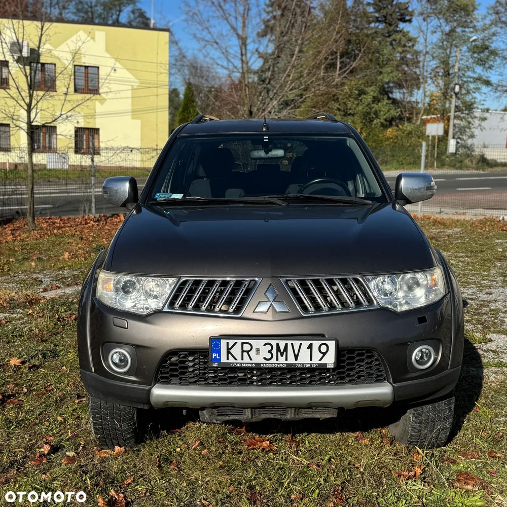 Mitsubishi Pajero Sport 2.5 DID Intense + - 4