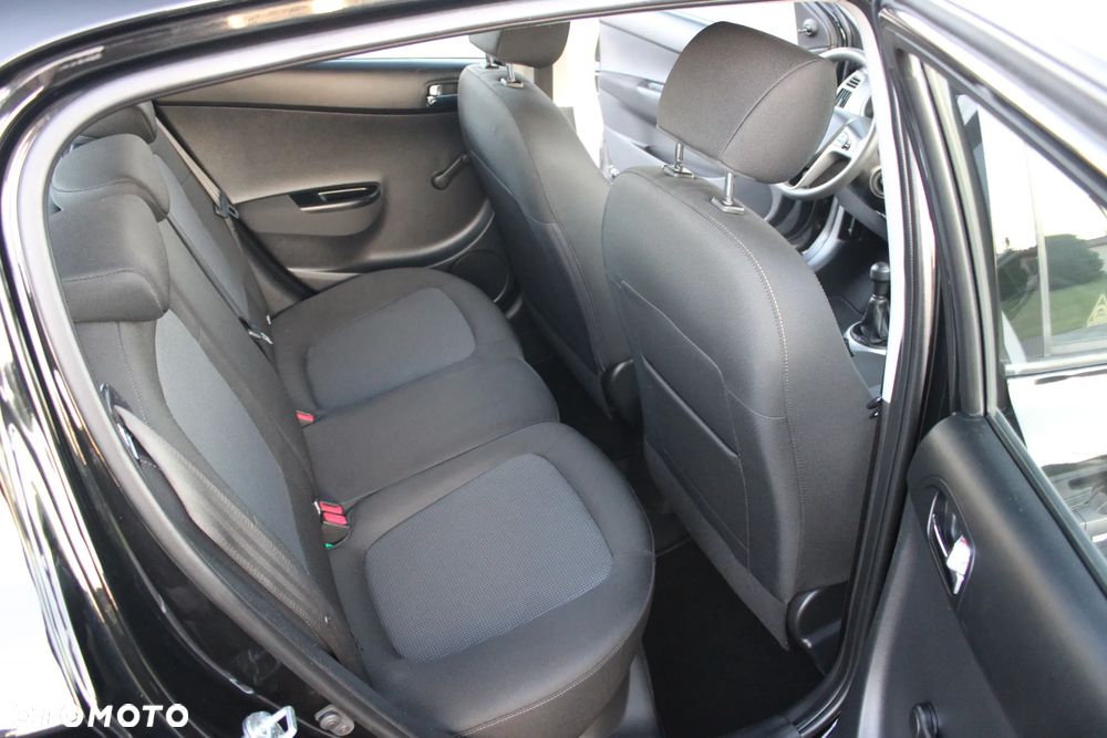 Hyundai i20 ver-1-4-150-jahre - 20