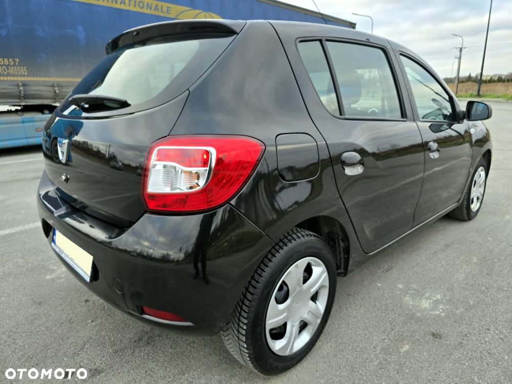Dacia Sandero 1.2 16V Laureate - 12