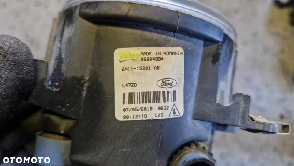 FORD TOURNEO COURIER HALOGEN 2N11-15201-AB - 3