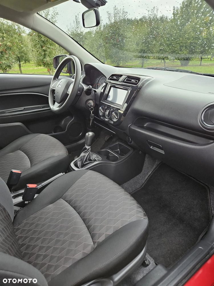 Mitsubishi Space Star - 11