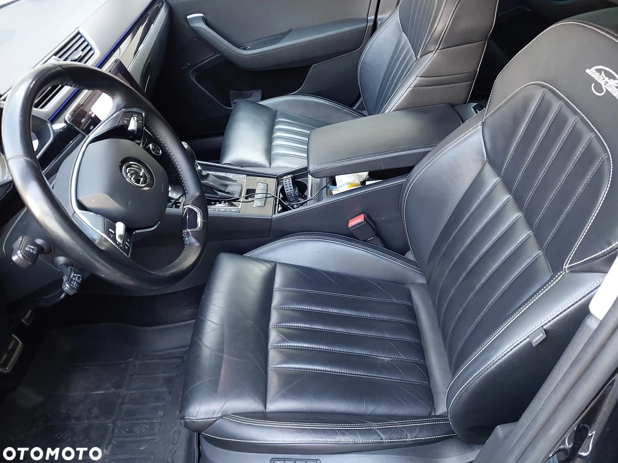 Skoda Superb 2.0 TDI SCR 4x4 L&K DSG - 7