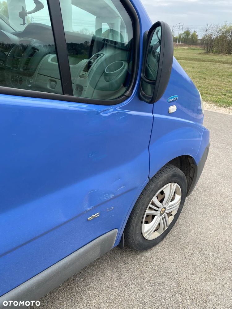 Renault trafic long - 7