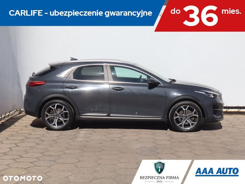 Kia XCeed - 8
