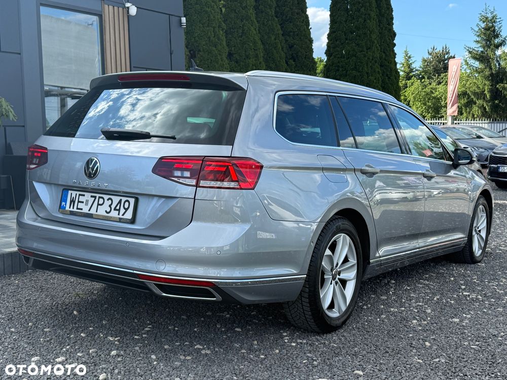 Volkswagen Passat - 10
