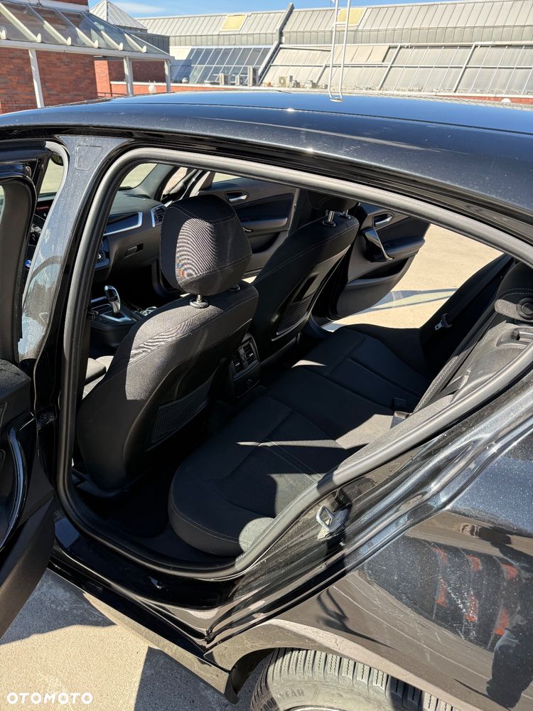 BMW Seria 1 120i GPF Sport Line Shadow - 15