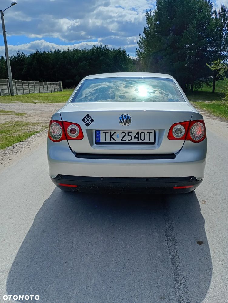 Volkswagen Jetta 1.9 TDI Comfortline - 16
