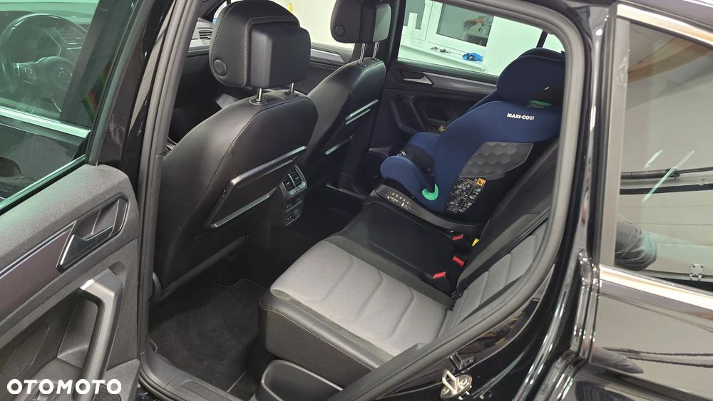 Volkswagen Tiguan - 23