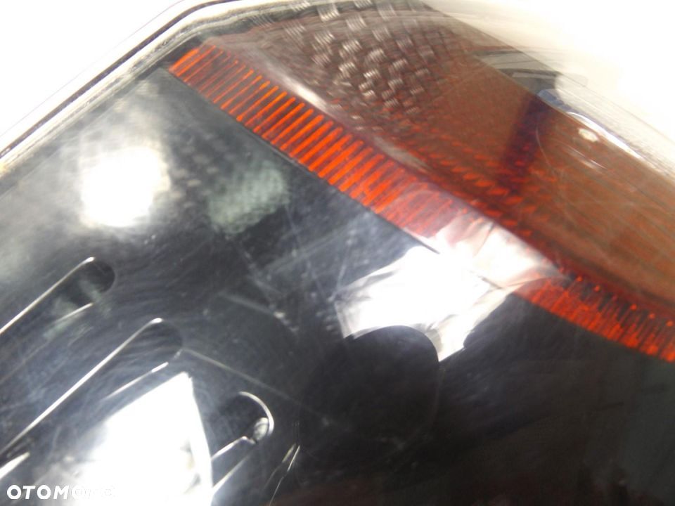 Tesla Model S LAMPA PRAWA TYLNA PRAWY TYŁ - 3
