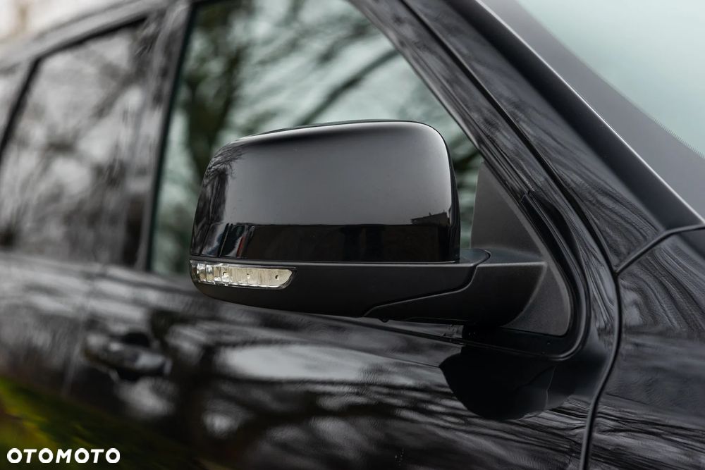 Jeep Grand Cherokee - 16