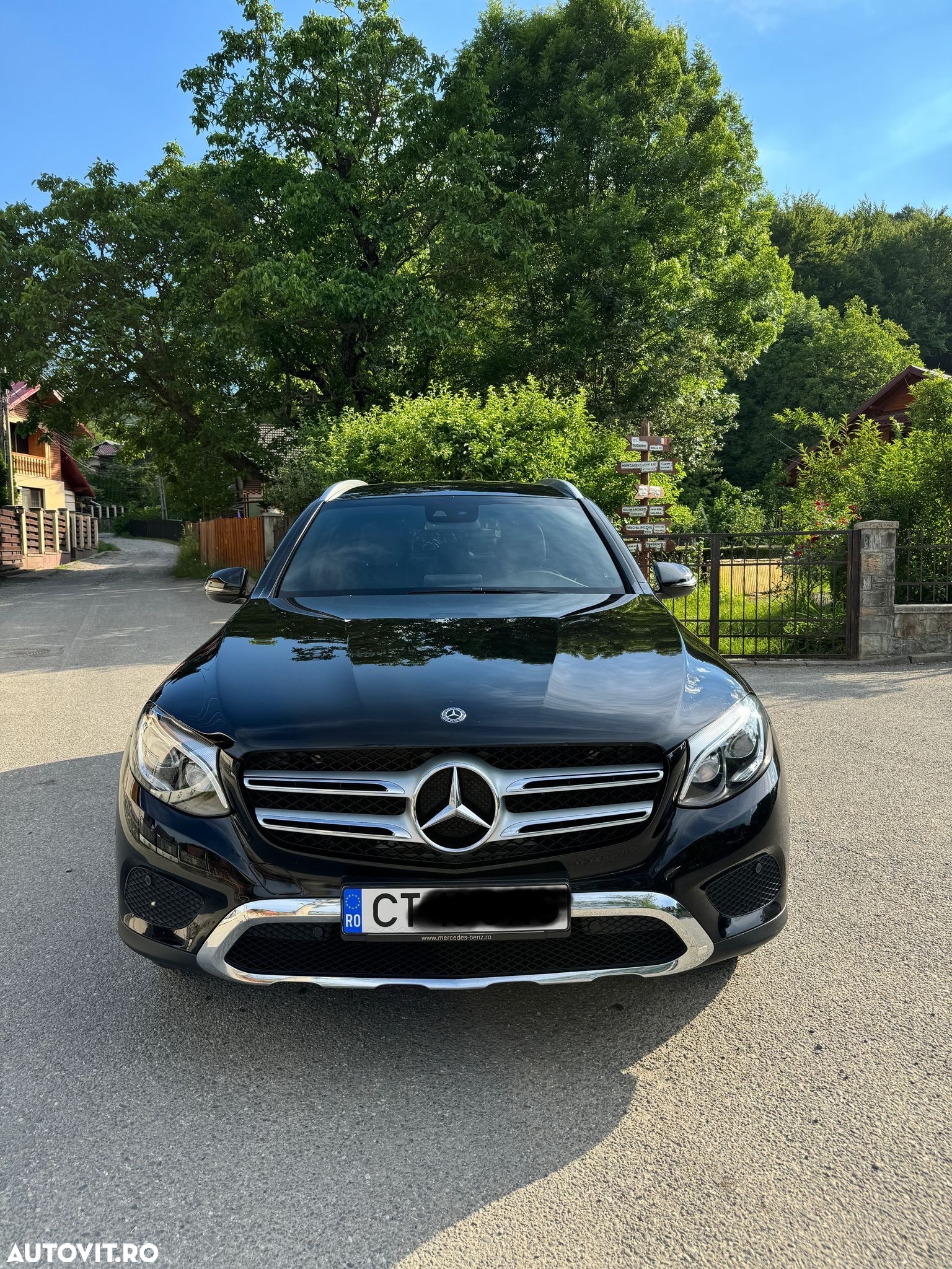 Mercedes-Benz GLC 250 4Matic 9G-TRONIC Exclusive - 3