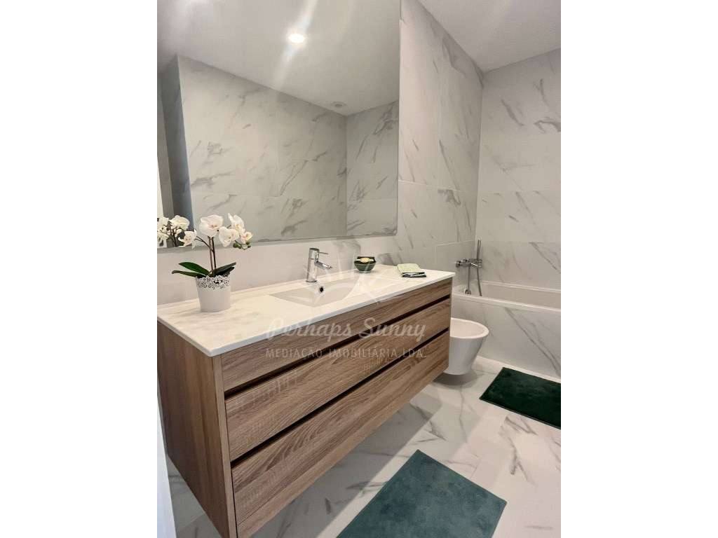 Moradia T3 Nova com Piscina no Centro de Grândola - Grande imagem: 5/10