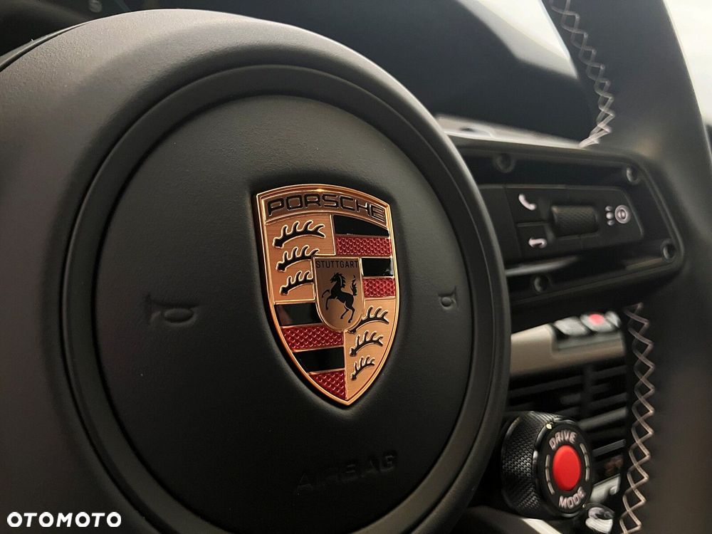 Porsche 911 - 35
