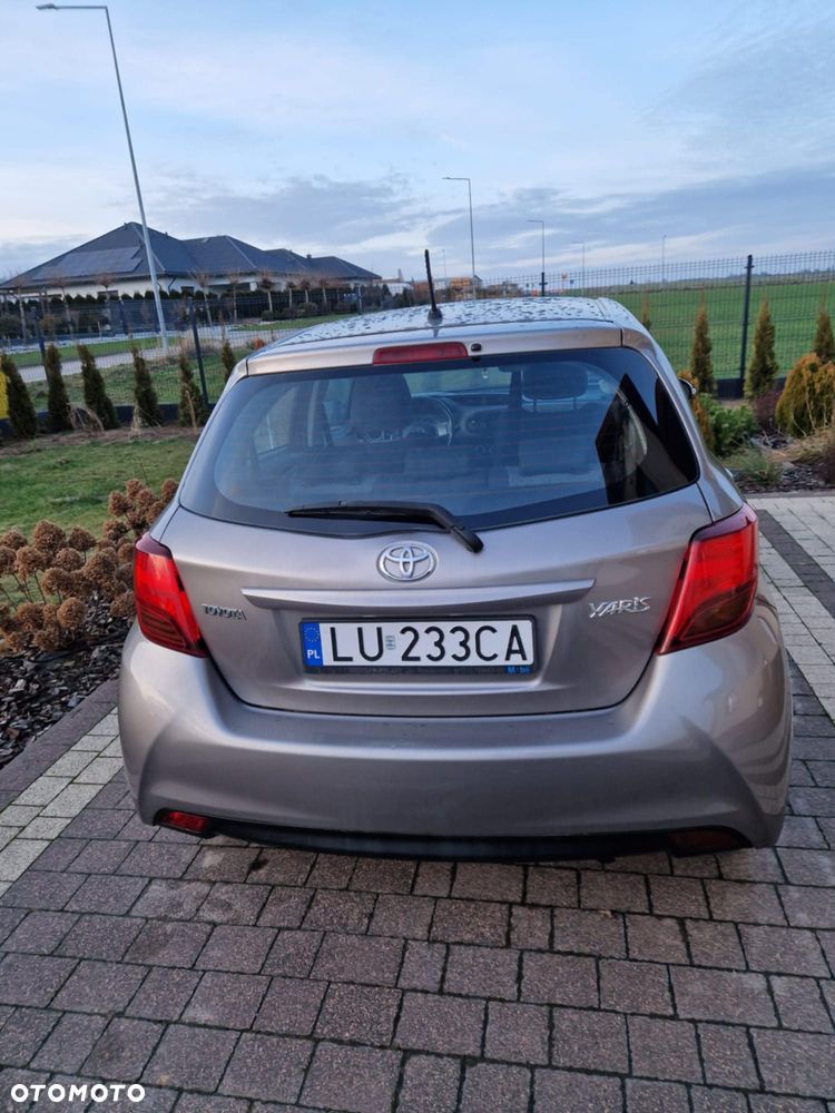 Toyota Yaris 1.0 Life - 18
