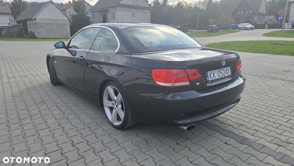 BMW Seria 3 320i - 9