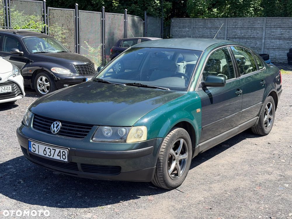 Volkswagen Passat - 2