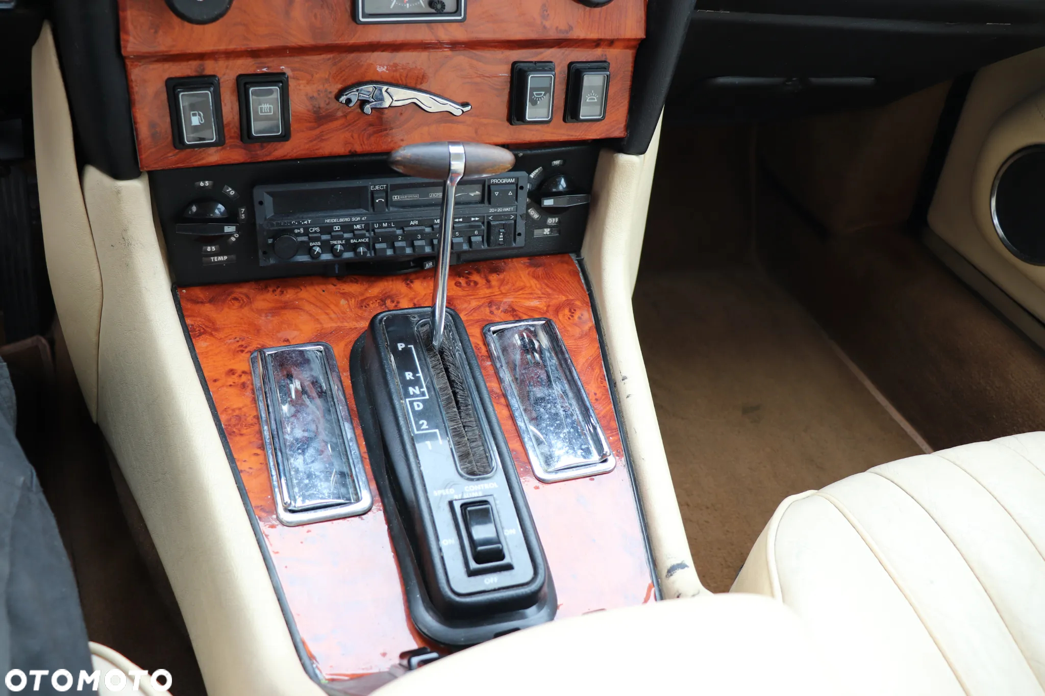 Jaguar XJ XJ12 5.3i - 6