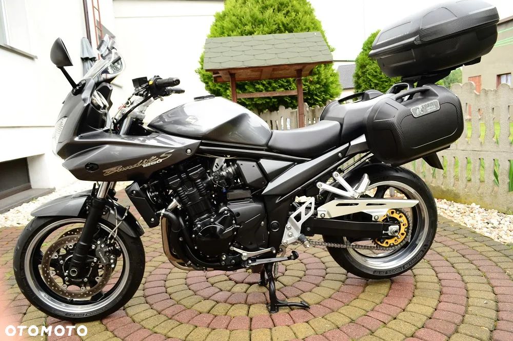 Suzuki Bandit - 32