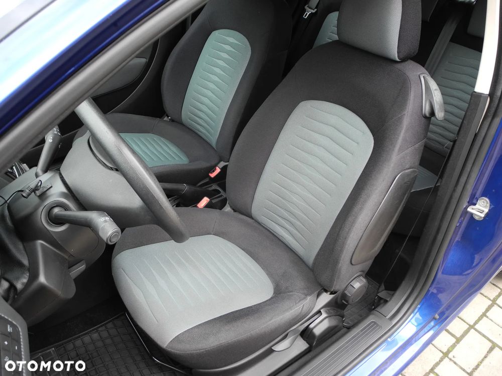 Fiat Grande Punto - 11