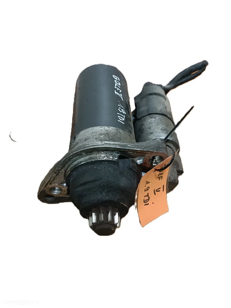 VOLKSWAGEN GOLF V 5 03-09 r. 1,9 TDI rozrusznik BOSCH 1005831311 + - 2