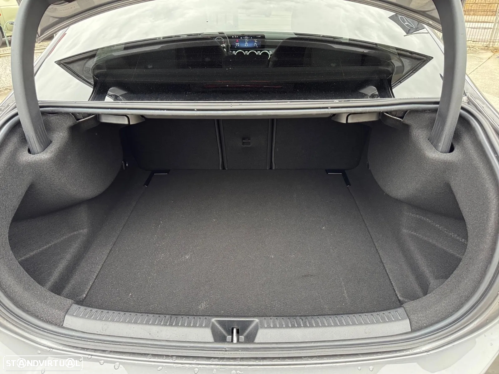 Mercedes-Benz A 200 Limousine - 13