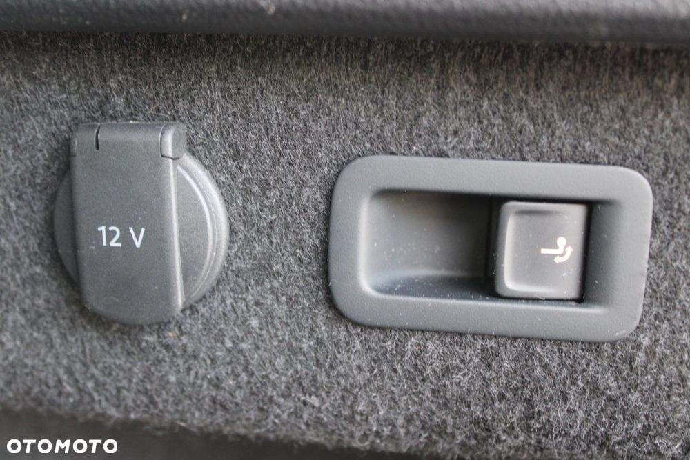 Volkswagen Passat - 15