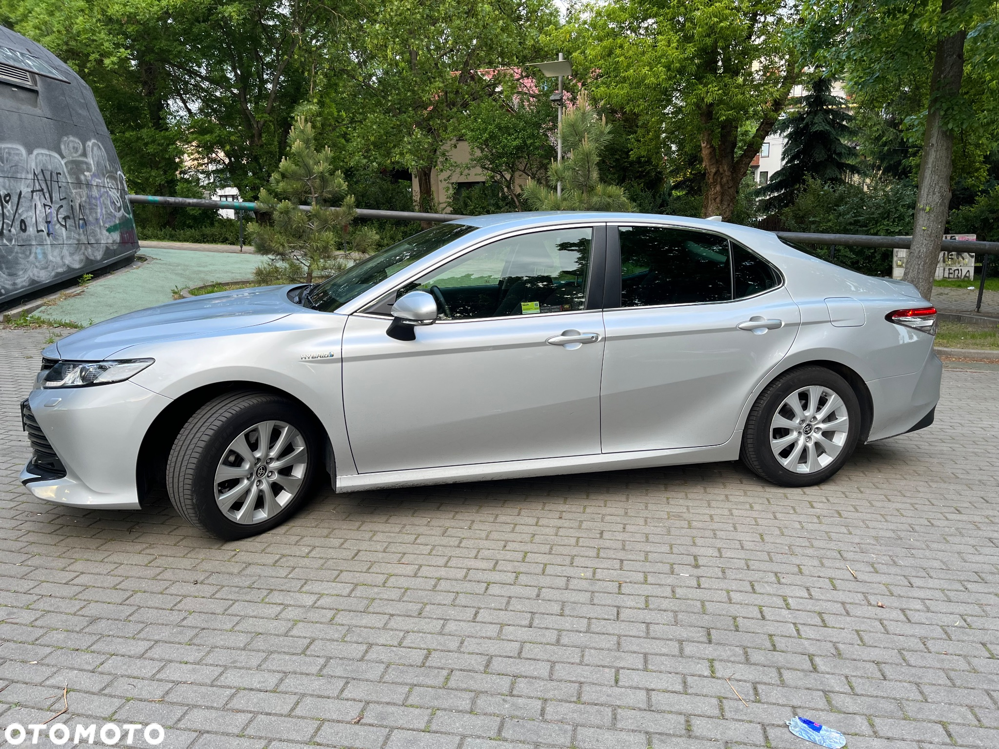 Toyota Camry 2.5 Hybrid Comfort CVT - 2