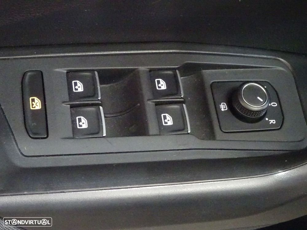 VW T-Roc 1.6 TDI Style - 10