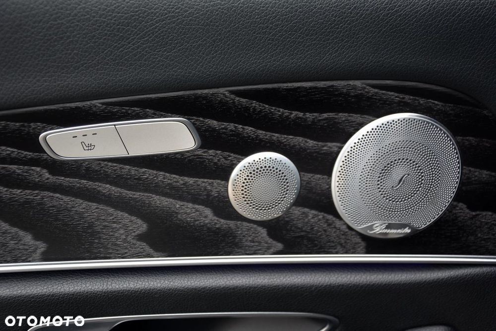 Mercedes-Benz Klasa E 250 9G-TRONIC - 32