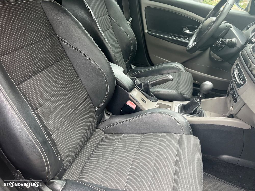 Renault Mégane 1.5 dCi Dynamique - 10