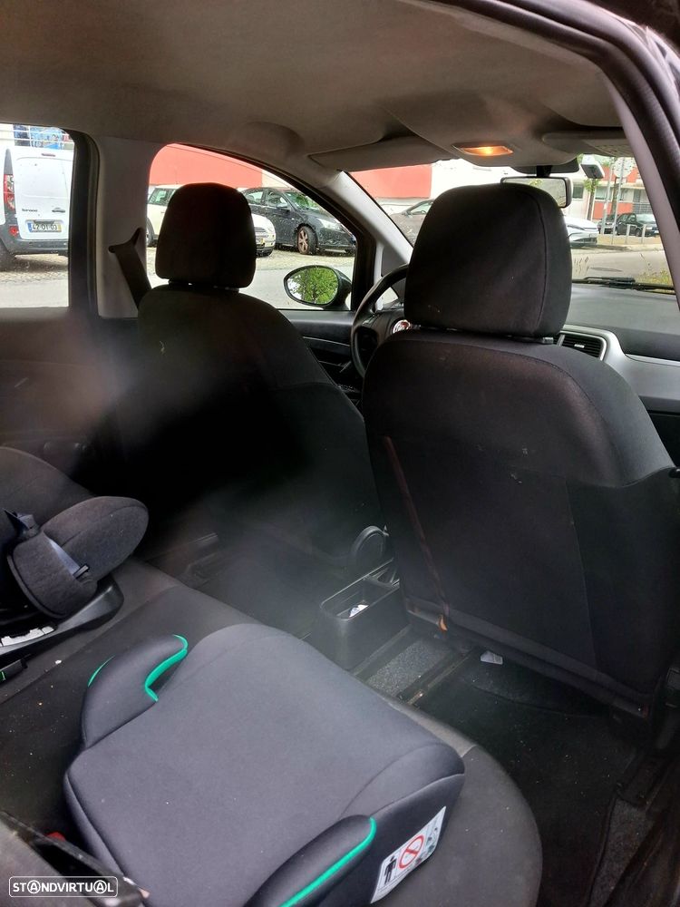 Fiat Punto 1.2 Young II S&S - 6